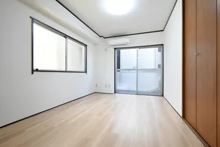 松アネックスビル【2階】の外観