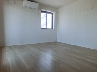 メゾン高台【2階】の居間