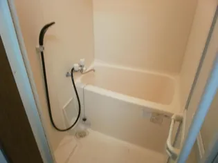 リッチオーク弐番館【1階】の風呂