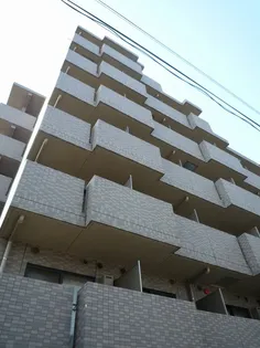 ルーブル都立家政弐番館【2階】の外観