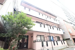 東京都台東区池之端2【アパート】の外観