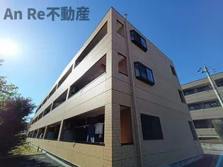 埼玉県川口市大字源左衛門新田【マンション】の外観
