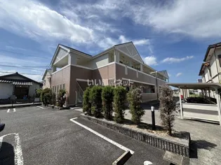 三重県四日市市中川原2【アパート】の外観