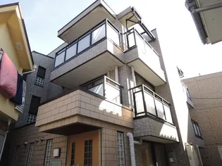 Castle Sky・E【1階】の外観