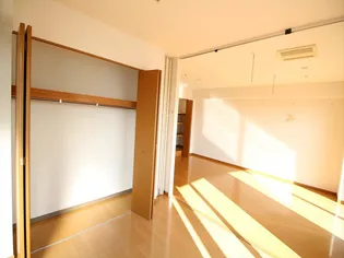 品川シーサイドビュータワーII【3階】の居間