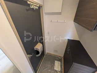 タウニーハウス【2階】の玄関