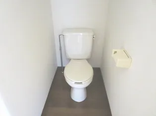 リッチオーク弐番館【1階】の内装