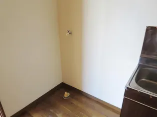 リッチオーク弐番館【1階】の内装