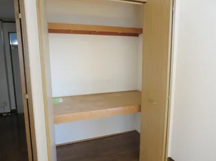 リッチオーク弐番館【1階】の内装