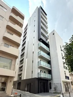 東京都新宿区四谷三栄町【マンション】の外観