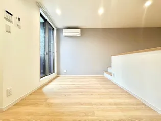 ソファー置いても楽々★ 合計12.5帖の1K【1階】の外観