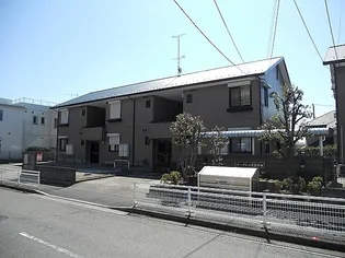 ラークヒルズ五月台B【1階】の外観