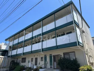 パインヒルズ【3階】の外観