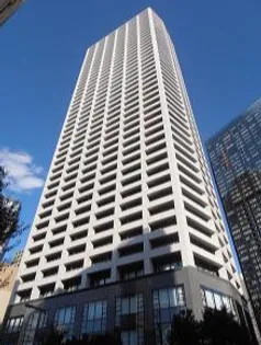 東京都新宿区西新宿6【マンション】の外観