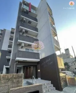 神奈川県横浜市神奈川区三ツ沢上町【マンション】の外観