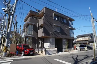 グランクオーレコルティナの画像