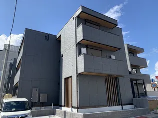 D-ROYAL中央EAST【2階】の外観