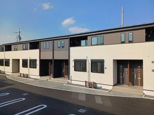 群馬県邑楽郡大泉町大字寄木戸【アパート】の外観