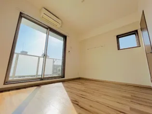 ルサンク尼崎東【3階】の内装