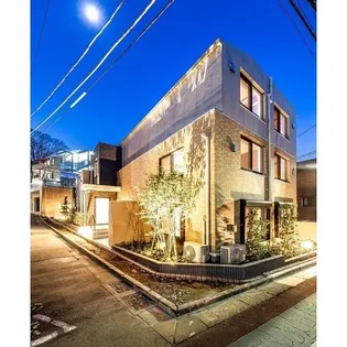 東京都世田谷区代沢3【マンション】の外観