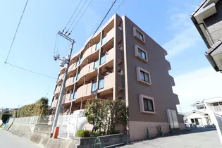 ラウンド ヒルズ イーストの画像