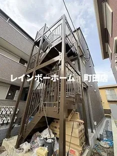 中新田B号棟の外観