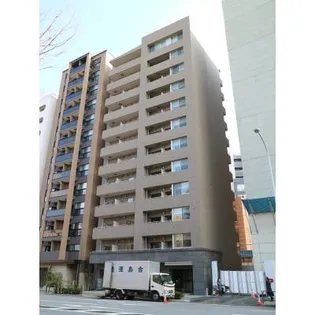 東京都新宿区市谷本村町【マンション】の外観