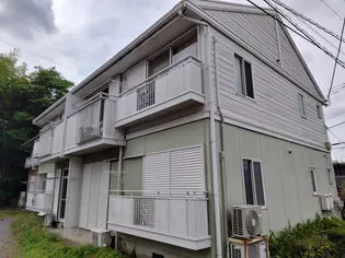 グランドヒル岡上A【1階】の外観