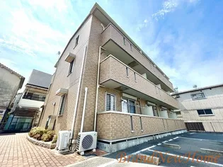 マ・メゾン【3階】の外観