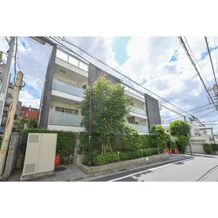 ガーデン原宿【4階】の外観