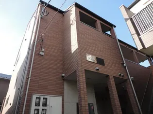 プルメリープル【1階】の外観