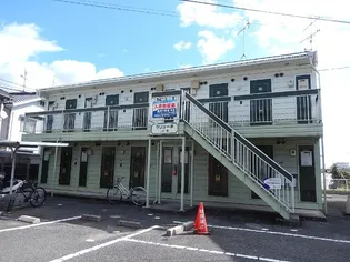 グリューネA棟【2階】の外観