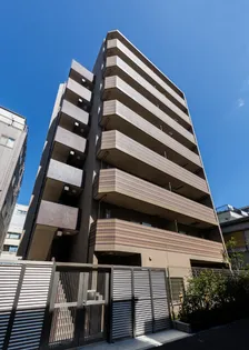 東京都新宿区水道町【マンション】の外観