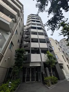 東京都中野区中央4【マンション】の外観