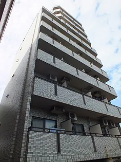 東京都世田谷区給田3【マンション】の外観