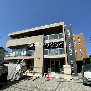 ソレアード泉【1階】の外観