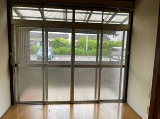 ウイングコートの居間