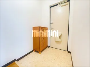 サニーコート上浜B【2階】の玄関