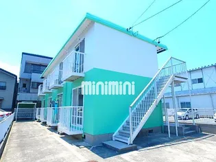 ジュネス鳩岡の画像