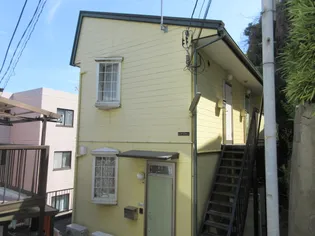 コーポユリズヒル【2階】の外観