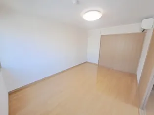 T・ハイツ押野【2階】の居間