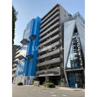 愛知県名古屋市東区泉1【マンション】の外観