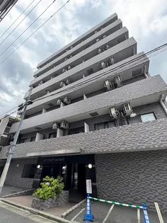 スカイコート中野【7階】の外観