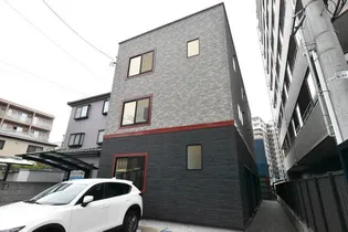 新潟県新潟市中央区上大川前通3番町【アパート】の外観