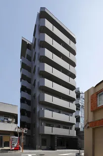 ルーブル市ヶ谷【4階】の外観