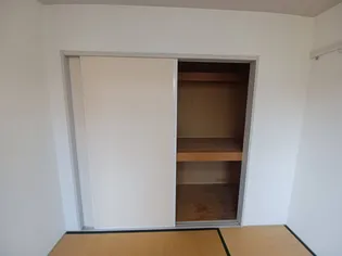 スプリングコート【2階】の内装