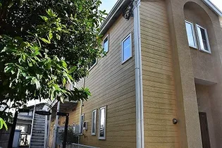 ベルベ稲村ヶ崎【1階】の外観