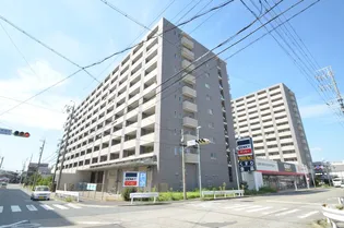 ソーラスフロント富船 (旧グラン・アベニュー富船)【3階】の外観