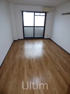 安村マンション【3階】の居間