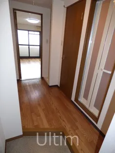 安村マンション【3階】の玄関